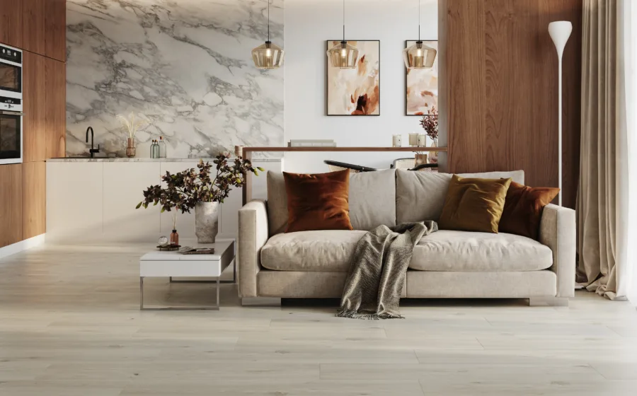 Woonkamer in Art Nouveau stijl met meubelen in natuurlijke kleuren en accessoires in gekleurd glas en brons.