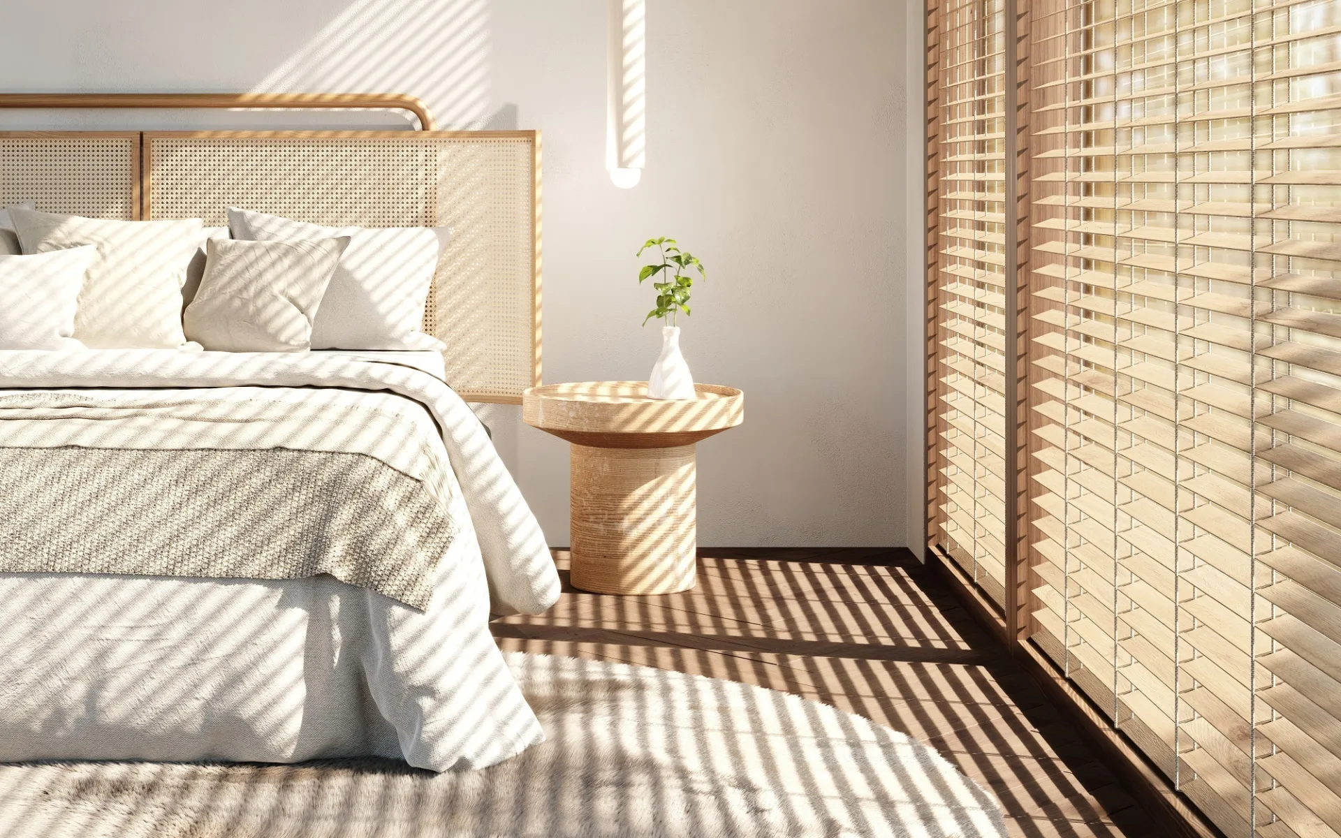 Beige houten jaloezieën in de slaapkamer