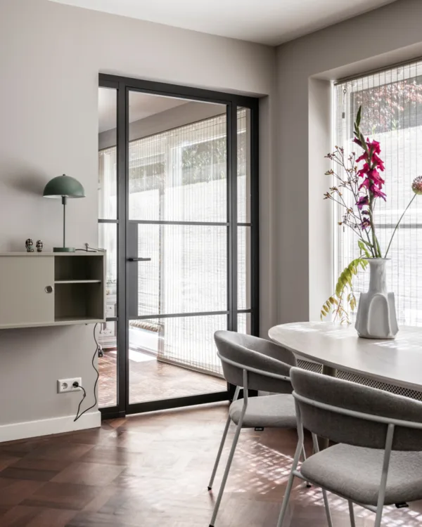 Tijdloze klassieke woonstijl in woonkamer