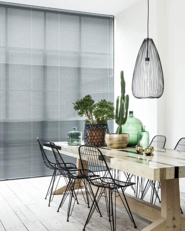 Groene aluminium jaloezieën