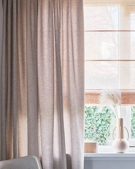 Gordijnen voor in de woonkamer