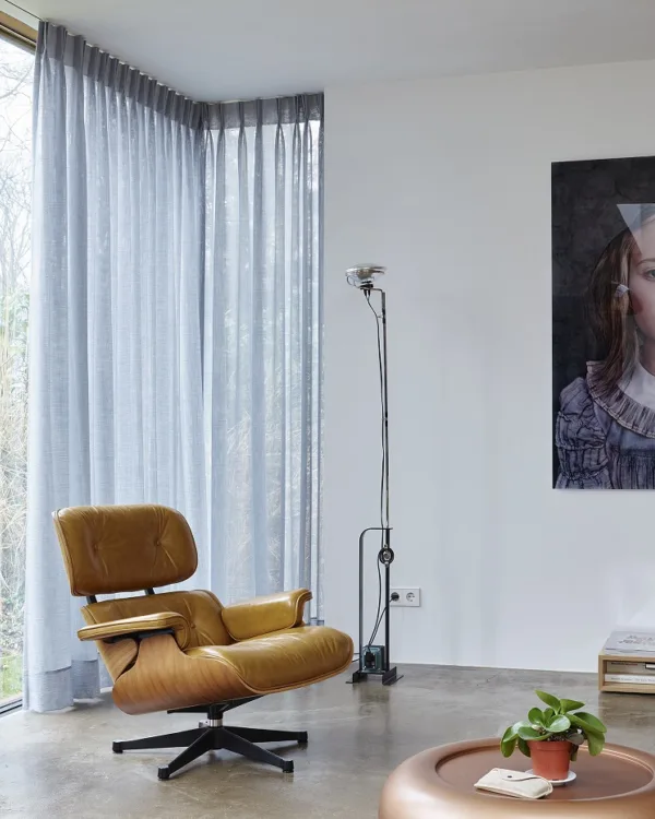 Blauwe vitrages voor in de woonkamer