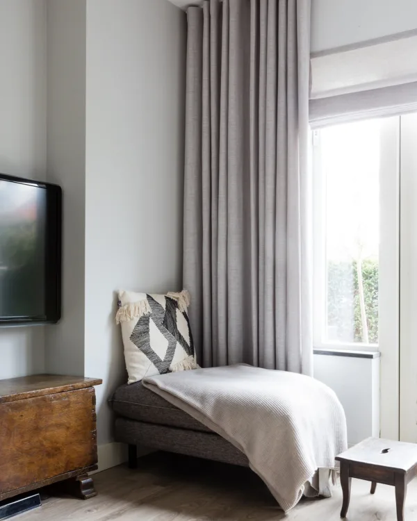 Elektrische overgordijnen voor in de woonkamer