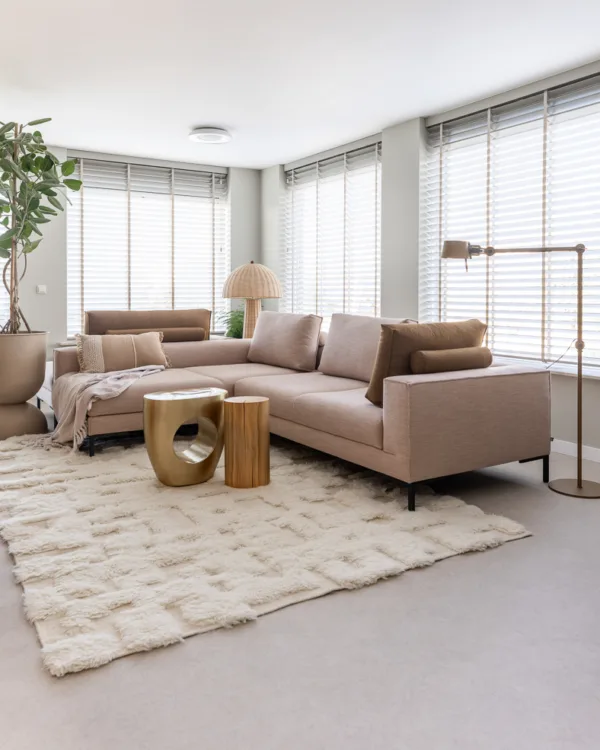 Basic naturel woonstijl in Vinkeveen - vtwonen