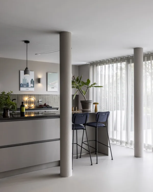 Marmoleum vloer in de keuken - Aflevering 5 seizoen 21 Vtwonen - Aanhuis.be