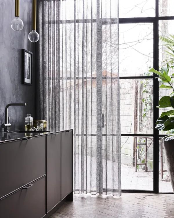 Vitrage Vadain Intirio grijs keuken