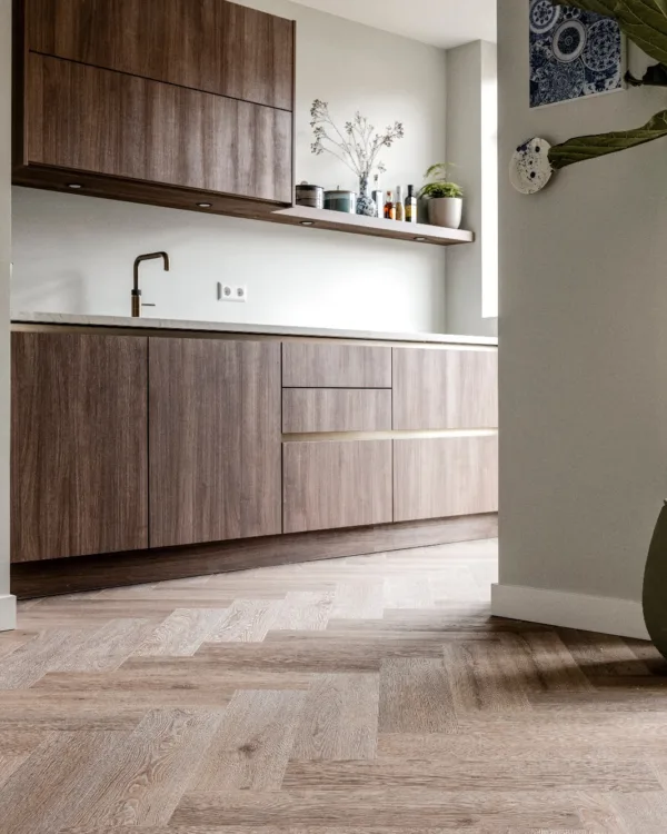 Vtwonen seizoen 18 afl 8 - Voorburg pvc vloer Moduleo Roots