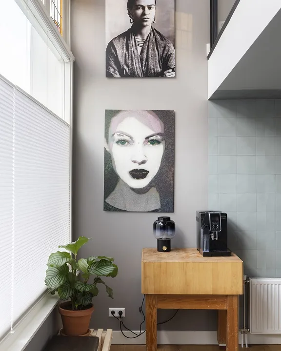 Duettes in een woonkamer